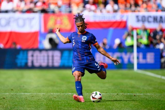 必一运动官网-【人物】逆转功臣阿克：避实就虚的左路导航员