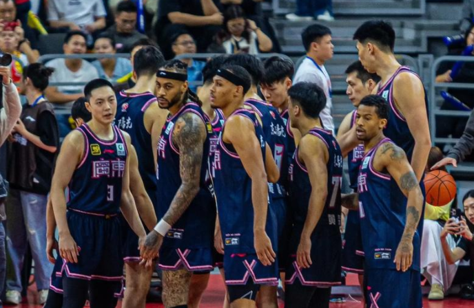 必一运动官方网站-广东男篮本赛季消失的“七位故人”！他们都在哪？过的还好吗？